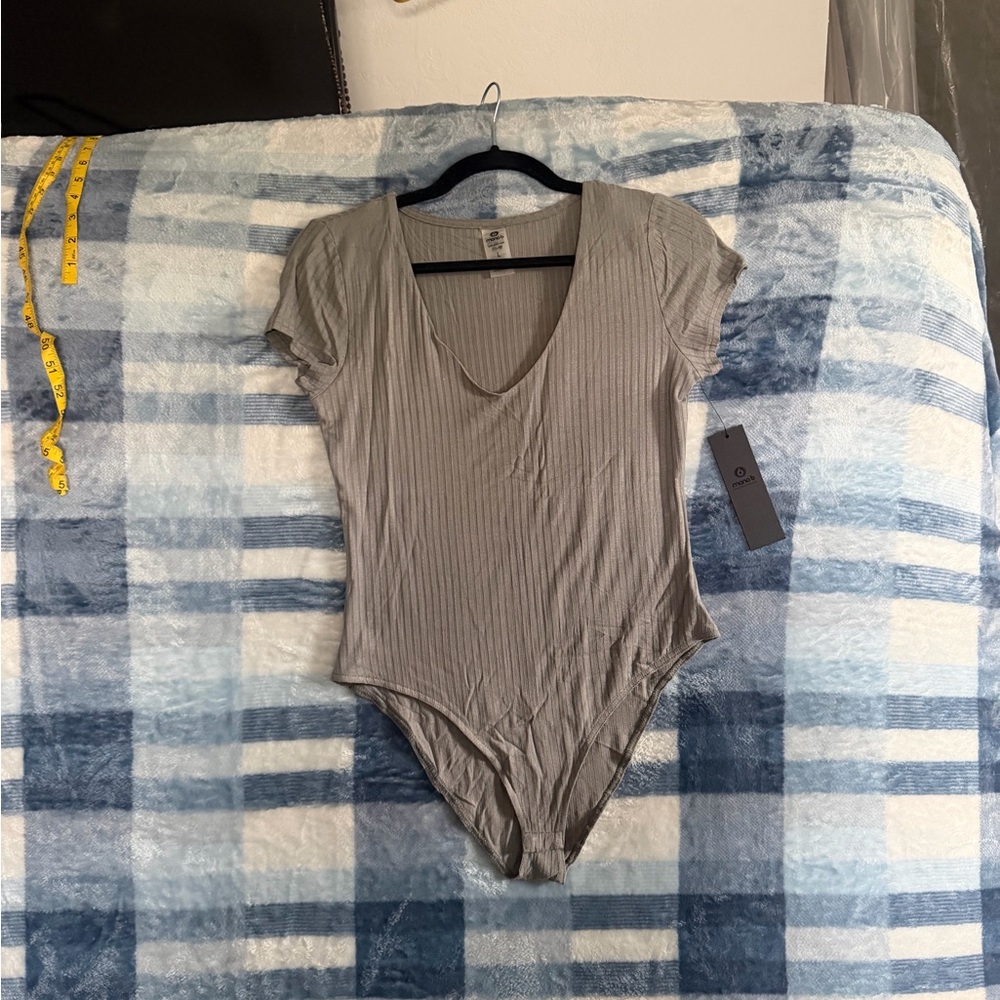 Mono B Gray Ribbed V-Neck Short Sleeve Bodysuit